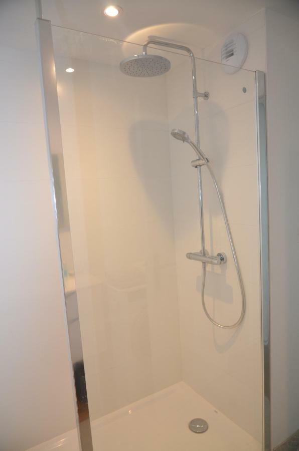 Appartement Corniche II - Superbe Vue Mer !!! Wir Sprechen Flieben Deutsch, Touristentipps, We Speak English Concarneau Dış mekan fotoğraf